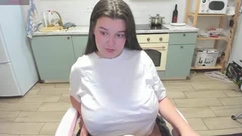 Lina online show from June 7, 8:56 pm