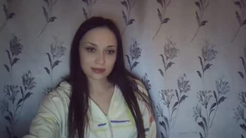 ella_awesome33 online show from February 3, 10:15 pm