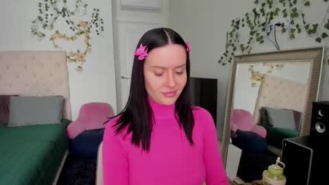 ELLA online show from March 1, 8:49 am