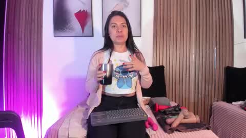 ella rouse online show from February 13, 12:45 pm