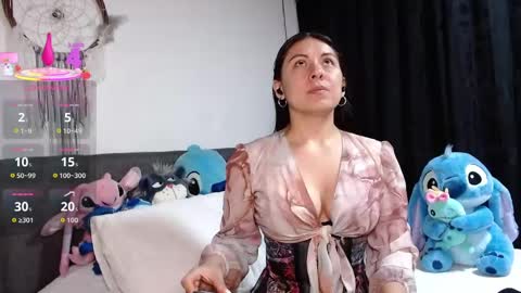 ella rouse online show from May 25, 11:05 am
