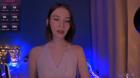 ellaamber online show from January 4, 9:52 pm