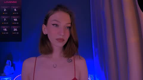 ellaamber online show from November 26, 1:28 am