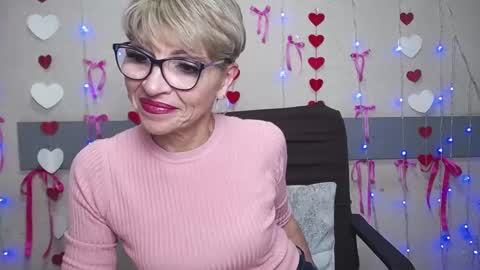 EllaBonito online show from February 2, 12:35 pm