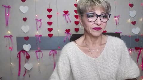 EllaBonito online show from February 10, 6:20 am