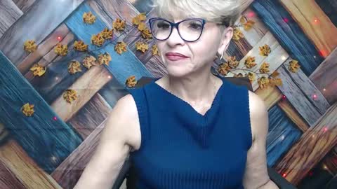 EllaBonito online show from November 26, 6:47 am