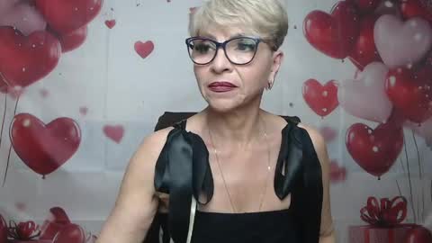 EllaBonito online show from May 16, 6:43 am