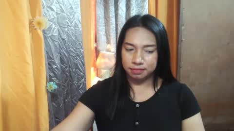 Snapshot of ellah_morena chatting on February 5, 6:46 am Ellah online show from February 5, 6:46 am