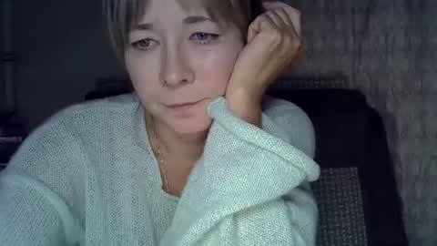 Snapshot of ellajohnsonx chatting on September 20, 2:45 am ellajohnsonx online show from September 20, 2:45 am