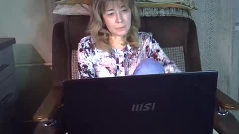 ellajohnsonx online show from November 23, 6:19 pm