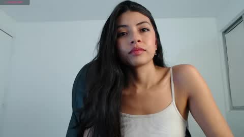 Ella Amoneth online show from April 21, 2:51 am