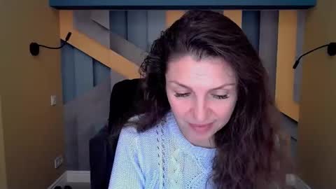 EllaLongs online show from October 24, 11:39 am