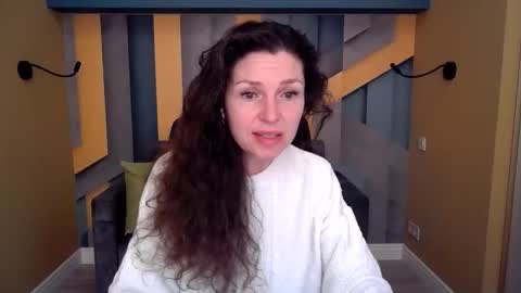 EllaLongs online show from March 1, 12:29 pm