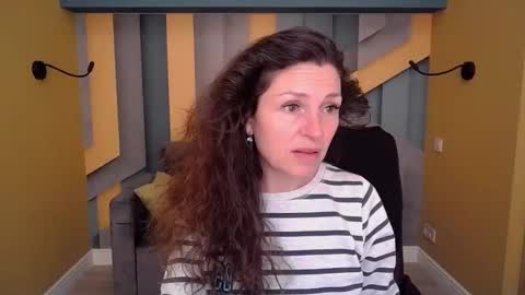 EllaLongs online show from April 10, 11:26 am