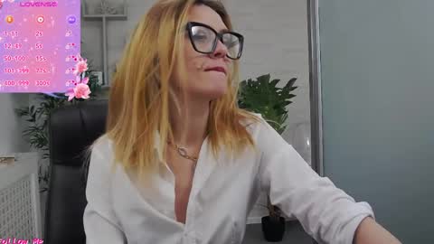            online show from March 23, 2:04 am