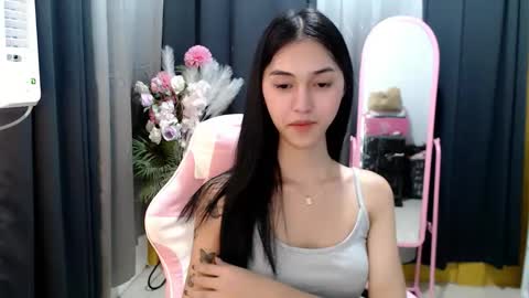 ELLA online show from March 30, 2:18 pm