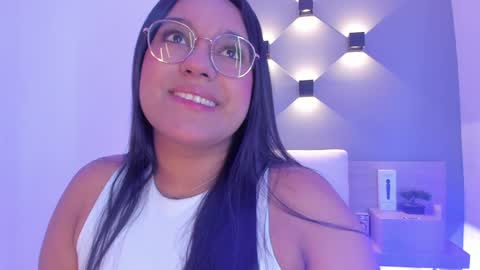 Ella online show from January 28, 4:50 am