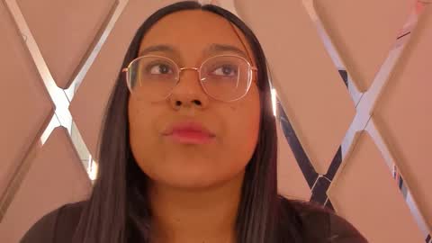 Ella online show from February 27, 11:10 am