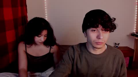 Snapshot of ellancain chatting on February 6, 2:11 am Ella and Cain online show from February 6, 2:11 am