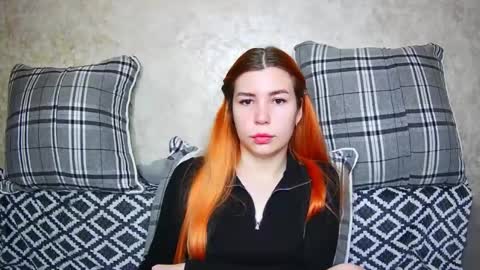 Snapshot of ellanuar chatting on September 16, 5:52 am EllaNuar online show from September 16, 5:52 am