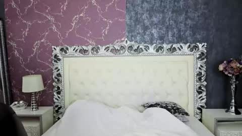 ellaxjane online show from October 3, 7:33 pm