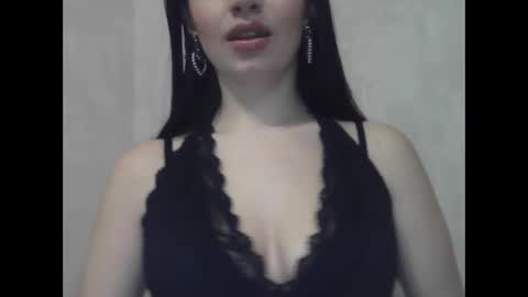 elle010843 online show from February 12, 8:38 am