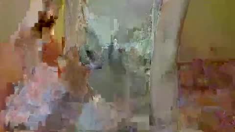 Snapshot of elle_girl chatting on October 21, 4:46 am elle_girl online show from October 21, 4:46 am