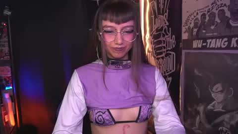 follow me on instagram .    online show from November 19, 1:33 pm