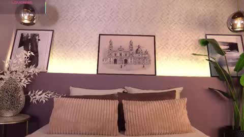 Elle Diane online show from March 5, 10:28 pm