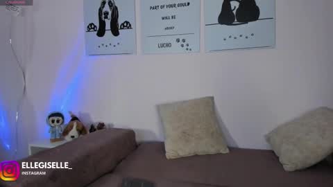 Yiss online show from October 14, 2:23 am