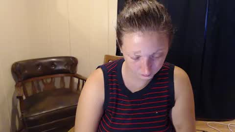 elle online show from September 29, 4:23 pm