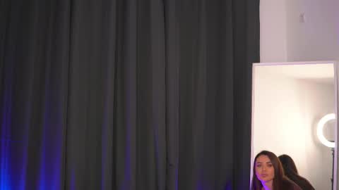 EllenKarter online show from December 3, 4:31 am