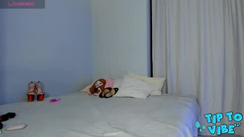 Snapshot of ellenmays chatting on February 12, 4:54 am Ellen online show from February 12, 4:54 am