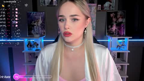 Snapshot of ellensoftt chatting on December 7, 5:09 pm Maria online show from December 7, 5:09 pm