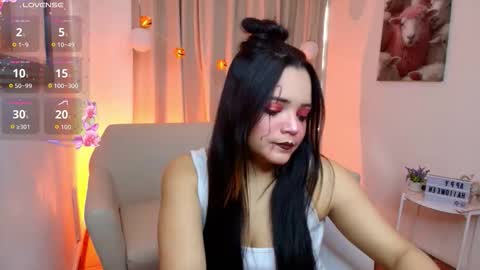 elli_snow online show from October 23, 12:59 pm