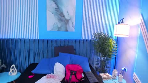 Ellie Taylor online show from February 27, 1:59 am