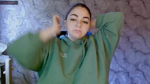 Ellie online show from September 26, 4:38 am