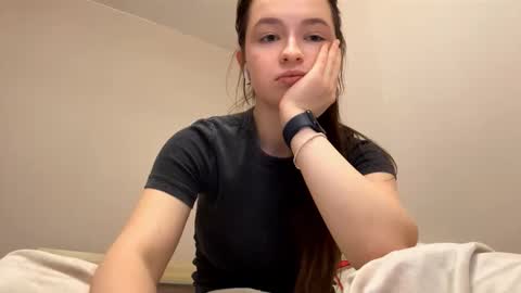 Ellie online show from January 7, 8:22 pm