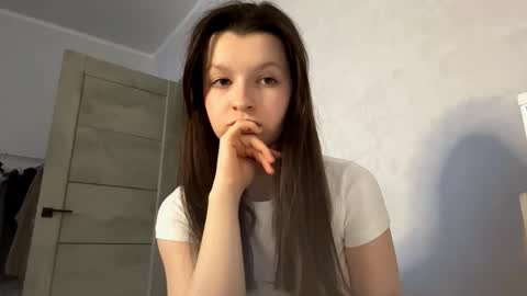 Ellie online show from February 9, 1:26 pm