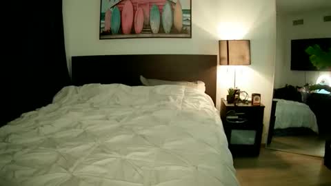 Snapshot of elliexoxoa chatting on February 1, 12:31 am elliexoxoa online show from February 1, 12:31 am