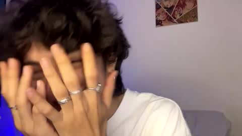 Snapshot of elliotvolkov chatting on January 9, 3:31 am elliotvolkov online show from January 9, 3:31 am