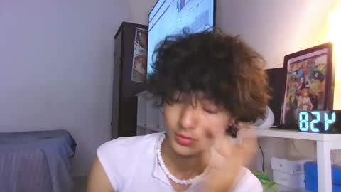 Snapshot of elliotvolkov chatting on February 28, 10:00 pm elliotvolkov online show from February 28, 10:00 pm