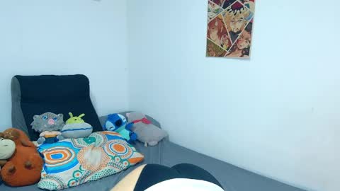 elliotvolkov online show from March 1, 9:28 pm