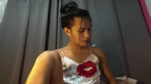 ELLORREY online show from June 17, 9:34 am