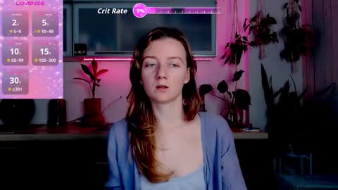 Snapshot of elly_helly chatting on November 14, 8:18 pm elly_helly online show from November 14, 8:18 pm