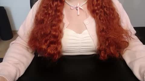 Elly online show from April 11, 7:13 am