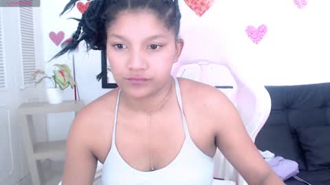 Elly online show from December 31, 6:13 pm