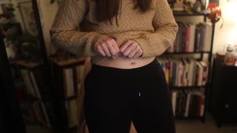 Elly Naomi online show from November 1, 10:56 pm