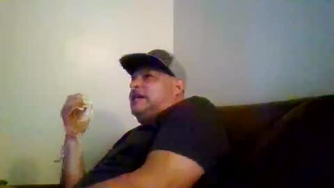 elmario24 online show from March 11, 7:36 am