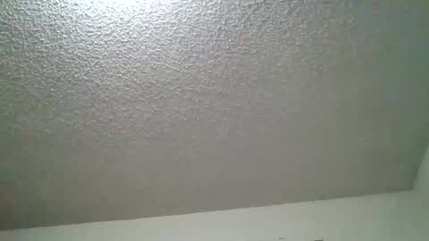 elmario24 online show from March 30, 8:04 am